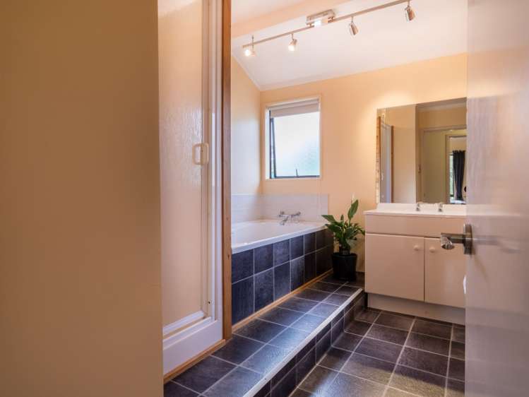 303 Peak Road Kaukapakapa_12