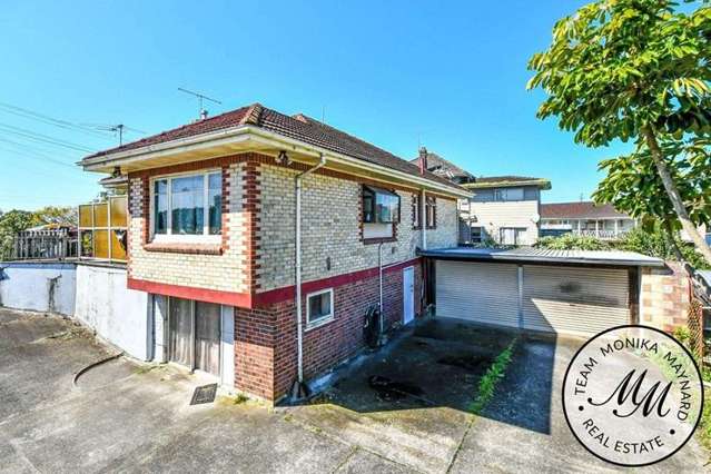 Elderly vendor in tears after house bought for $190,000 sells for $1.351m