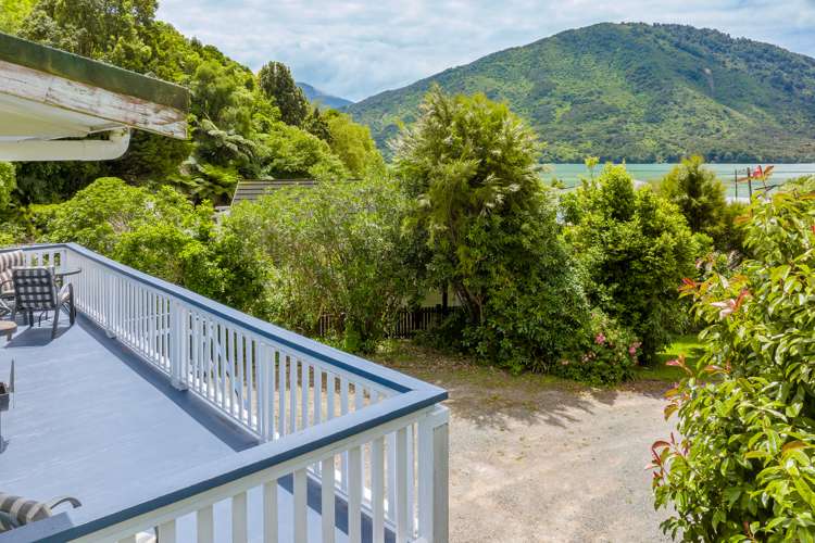 33 Belvue Bay Road Havelock_3