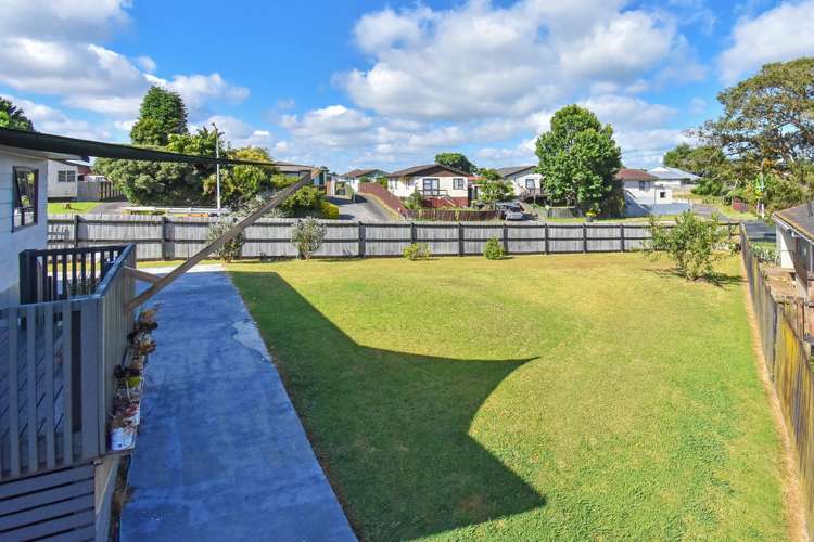 2/11 Burundi Avenue Clendon Park_8