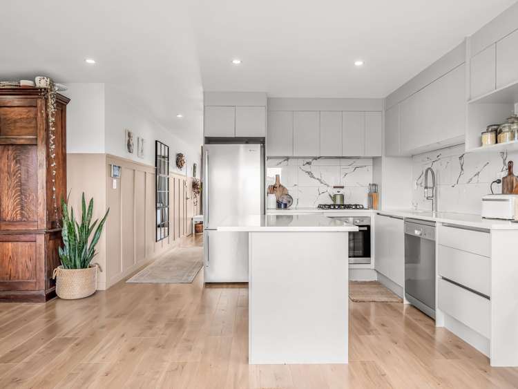 1 Nga Waka Place Mangere_11