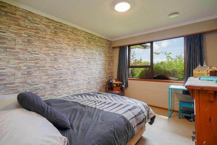 265 Bay Road West Plains_11