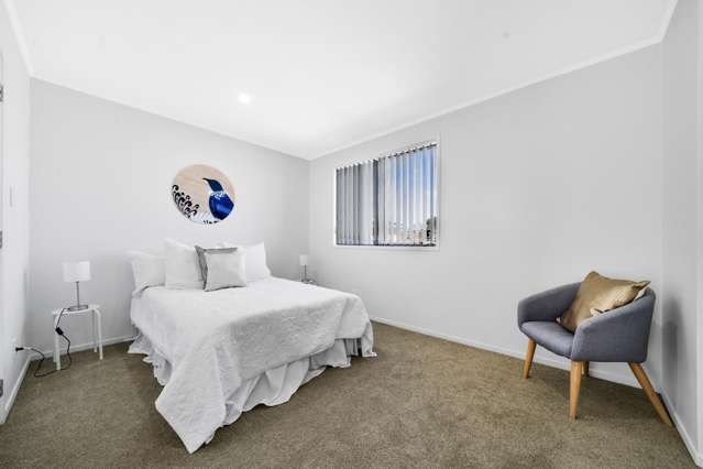14 Mcgreal Place Clendon Park_4