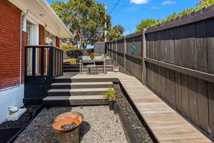 1/8 Phillipa Place Browns Bay_11