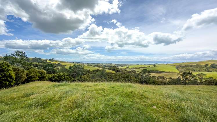 551 Kaiaua Road Kaiaua_4