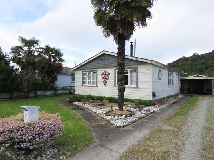 35 Dick Street Reefton_9