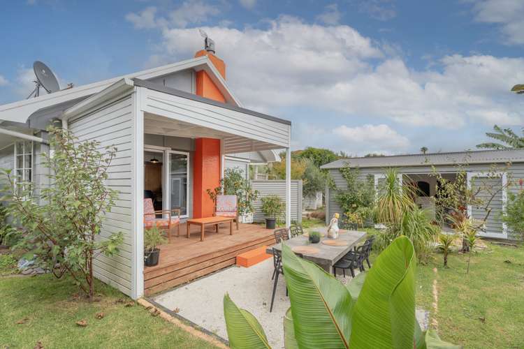 8 Simpson Place Whitianga_1