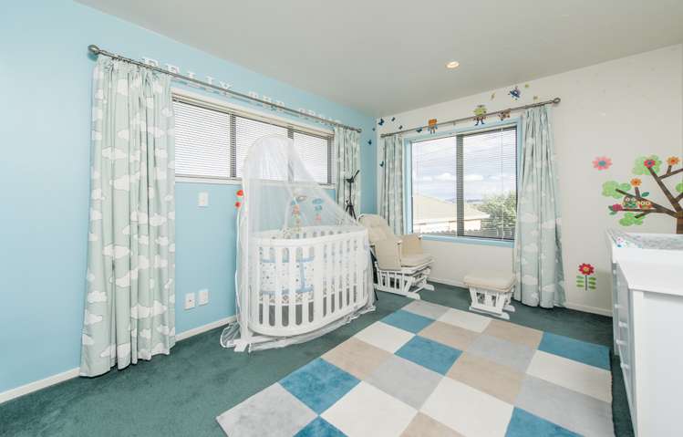 12 Kylie Court Clover Park_8