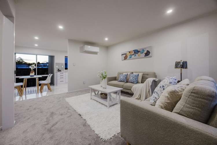 2/11 Sharivari Place_4