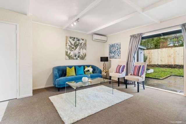 2/27 Lagoon Drive Panmure_1