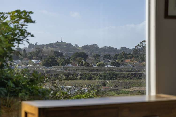 10 Barrister Avenue Mount Roskill_17