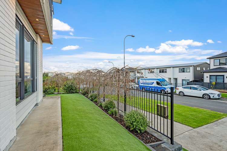 25 Lime Hill Rise Flat Bush_16