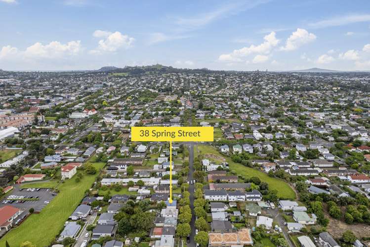 38 Spring Street Onehunga_13