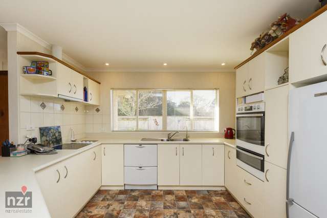 8 Kimbolton Road Feilding_1