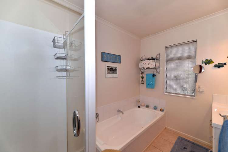 13 Antoine Grove Richmond_24