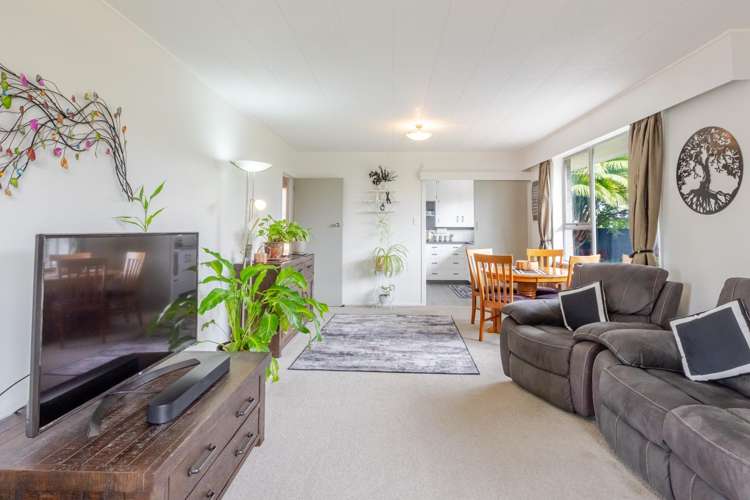 2/306 Southland Road Hastings_1