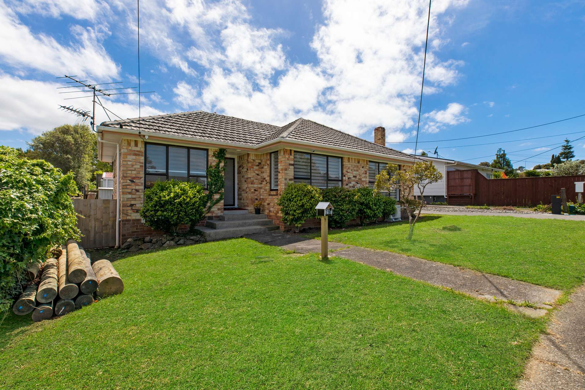 1/25 Neal Avenue Glenfield_0