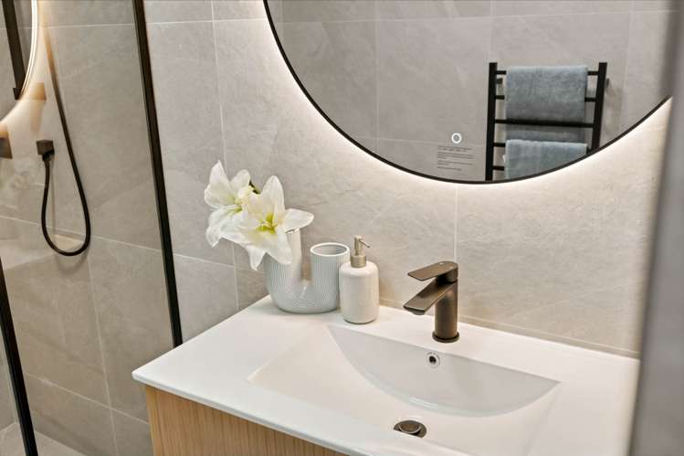 74 Ara Taha Crescent Orewa_9