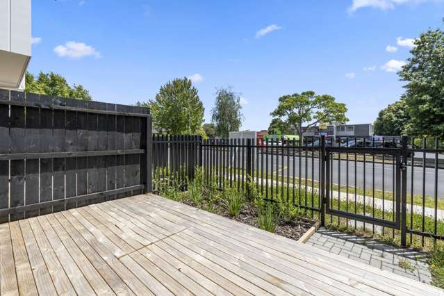 86-90 Elliot Street Papakura_4