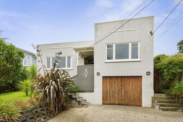 1940s Home With Versatile Spaces
