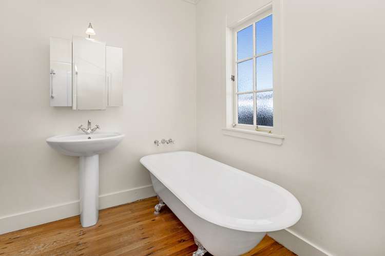 37 Naylor Street Hamilton East_20