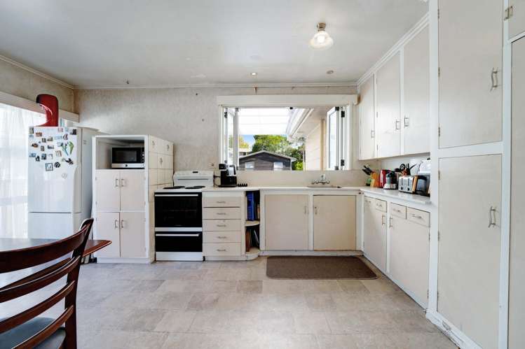 2/10 Neal Avenue Glenfield_2