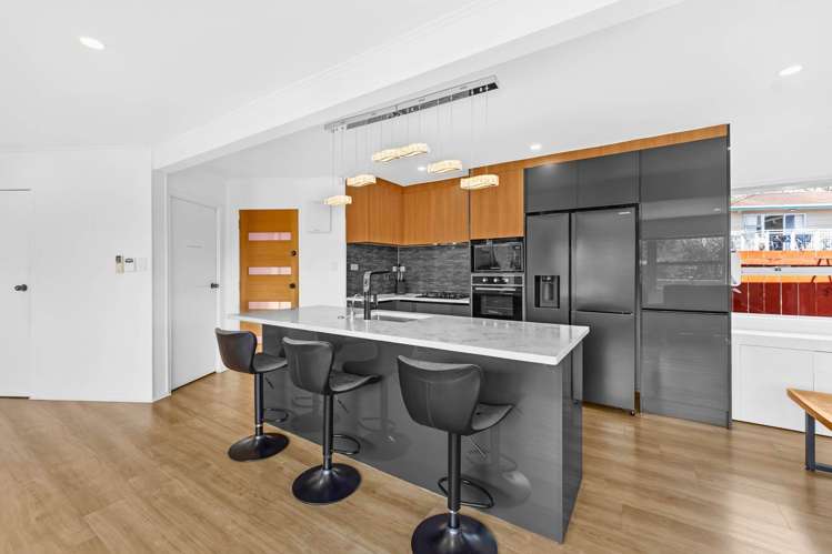 52 Henwood Road_2
