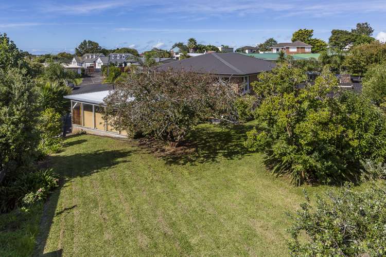 9 Harding Avenue Te Atatu South_16