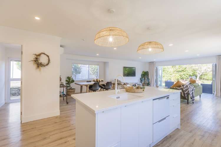 115 Alexander Road Raumati Beach_5