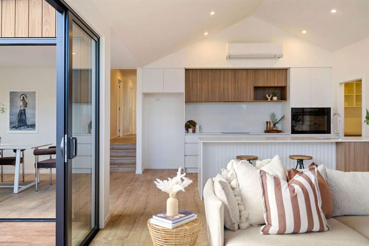 5 Rowe Drive, Hanley's Farm_5