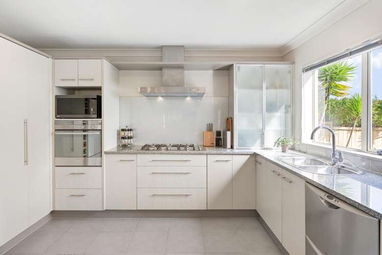 11 Amaretto Avenue Flat Bush_13