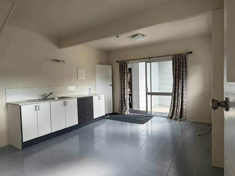 5 Ely Place 11217_14