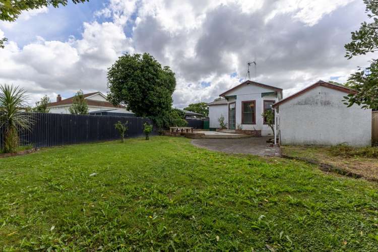 6 Worcester Street West End_14