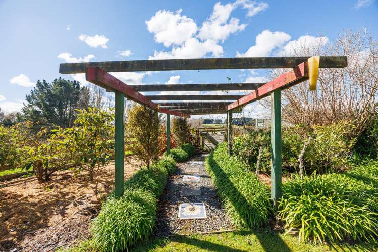 879 Reid Line East Bunnythorpe_17