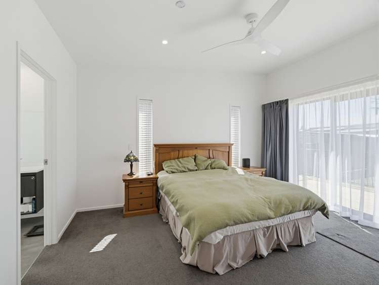 84 Racecourse Road Waipukurau_14