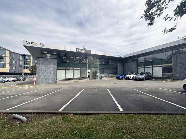 4/1 Show Place Addington_1