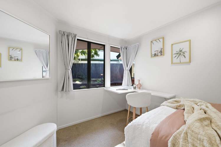 2/18 Stredwick Drive Torbay_16