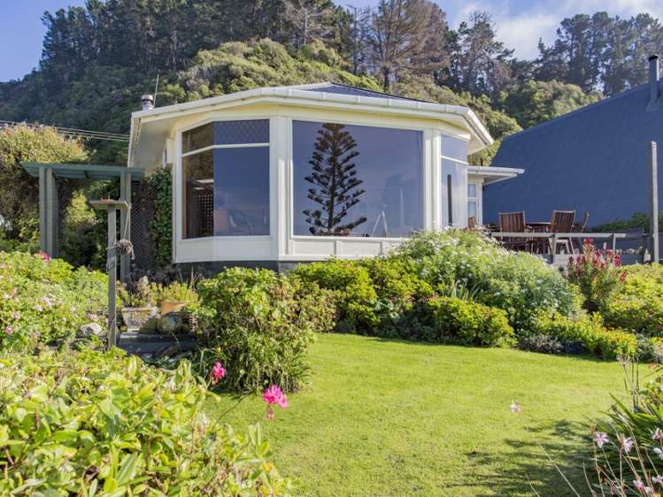 6 Cathedral Road Gore Bay_17