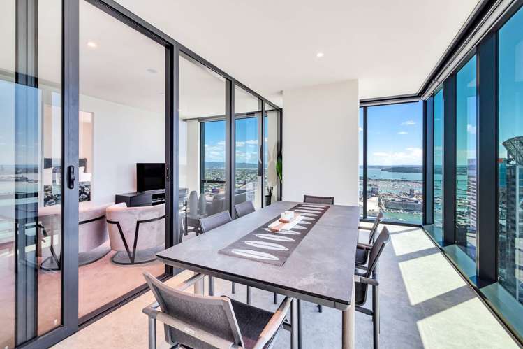 4901/10 Commerce Street City Centre_7