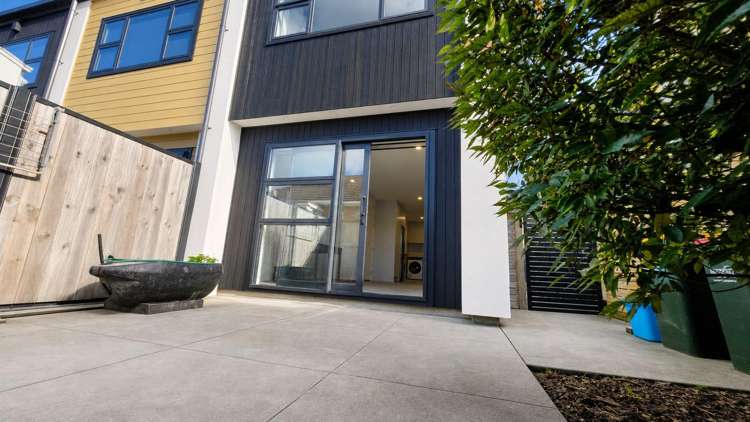 5/37 Sladden Street Naenae_14