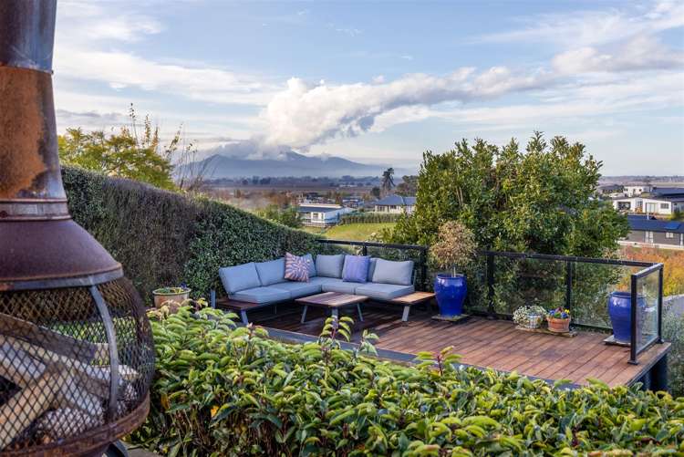 8 Ridgetop Rise Fairhall_16