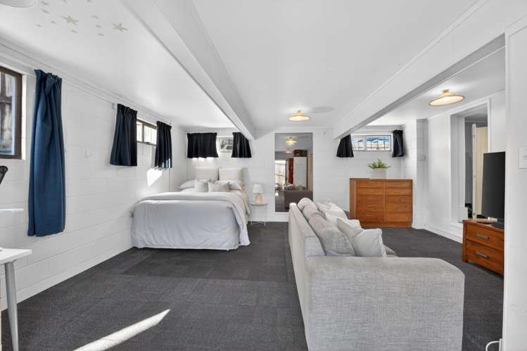 1/5 Woodall Place Totara Vale_9