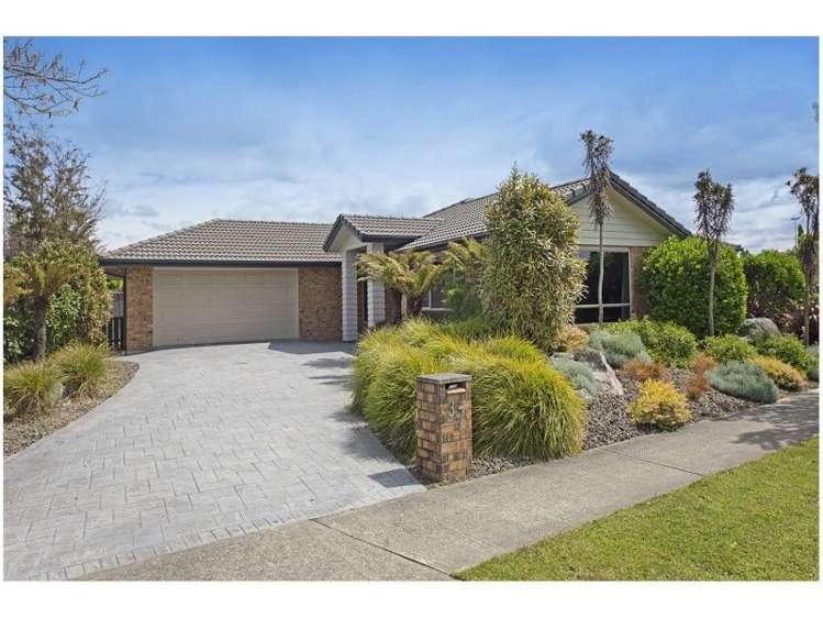 37 Hollybush Drive Brightwater_0