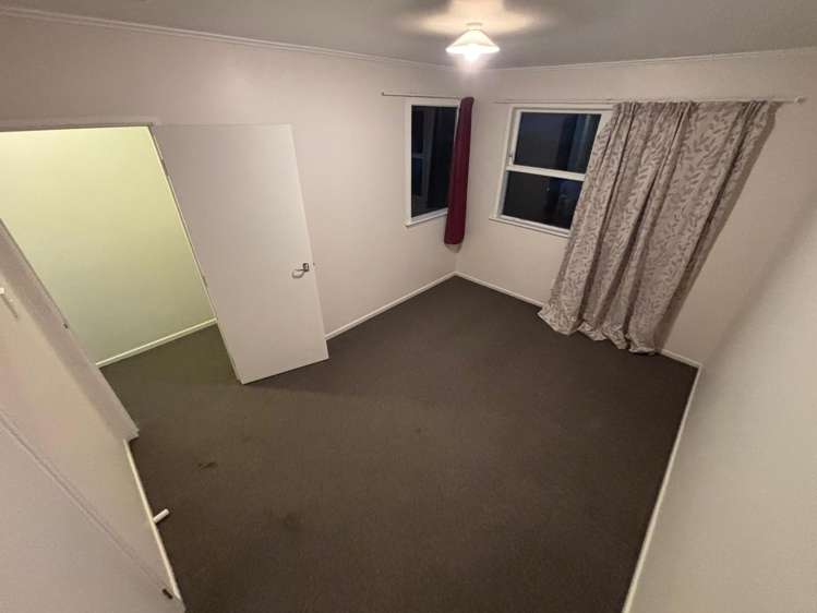  17 Thornlow Street Glendene_9