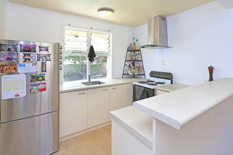 2/23a Rutland Road Mount Wellington_3