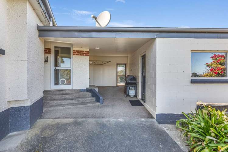 28 Pyramid Creek Road Gore Surrounds_25