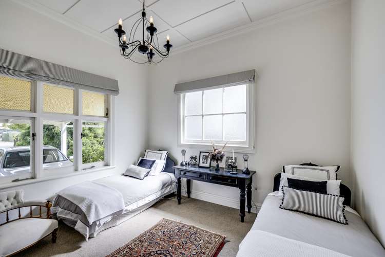 607 Queen Street West Saint Leonards_13