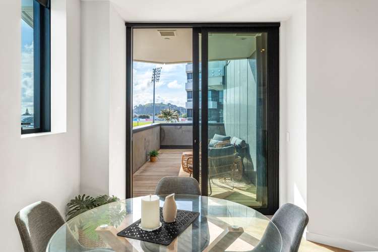 104/223B Green Lane West_3