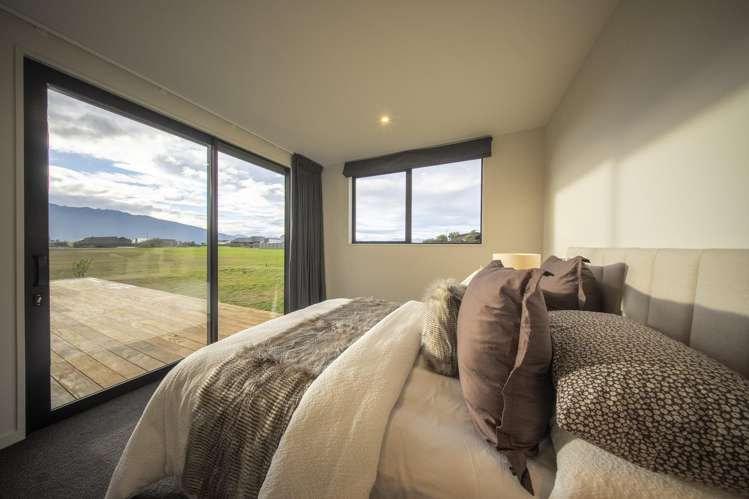 60 Takitimu Avenue Te Anau_11