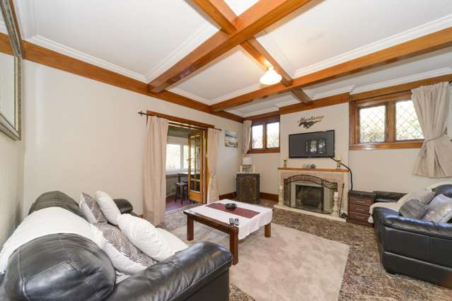 8 Annandale Avenue Takaro_2